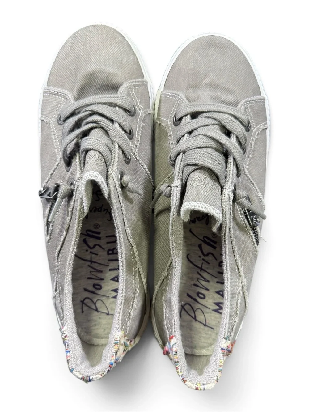 Women’s Neutral Canvas Lace-Up Sneakers